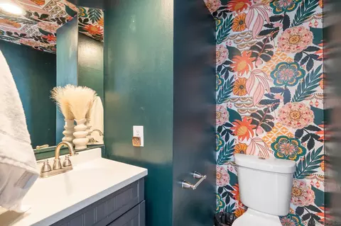 Bath - 1851 Via Primero, Oceanside, CA 92056 photo 1 of 5