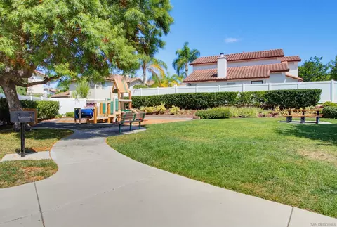Exterior - 4724 Ventana Way, Oceanside, CA 92057 photo 4 of 5