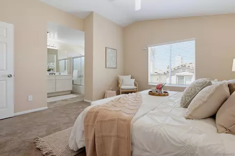 Bedroom - 4724 Ventana Way, Oceanside, CA 92057 photo 3 of 6