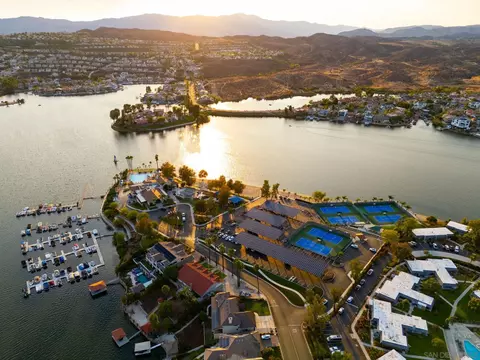 View/Area - 29760 Eagle Point Dr, Canyon Lake, CA 92587 photo 8 of 11