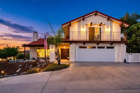 Exterior - 29760 Eagle Point Dr, Canyon Lake, CA 92587 photo 1 of 6