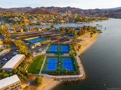 View/Area - 29760 Eagle Point Dr, Canyon Lake, CA 92587 photo 10 of 11