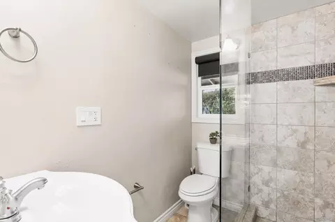 Bath - 14161 Halper, Poway, CA 92064 photo 3 of 3