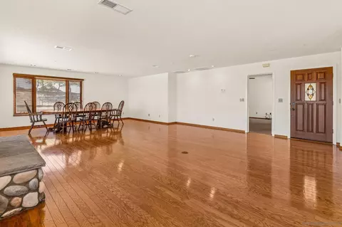 Living - 25090 Oakana, Ramona, CA 92065 photo 1 of 8