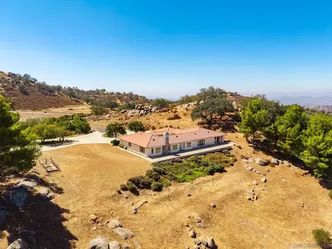 Exterior - 25090 Oakana, Ramona, CA 92065 photo 1 of 9