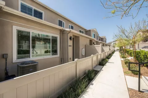 Exterior - 35169 Rangpur Ln, Fallbrook, CA 92028 photo 3 of 6