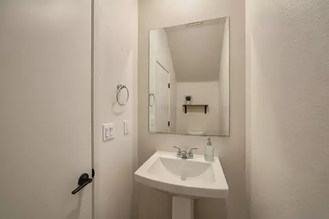 Other - 35169 Rangpur Ln, Fallbrook, CA 92028 photo 3 of 12