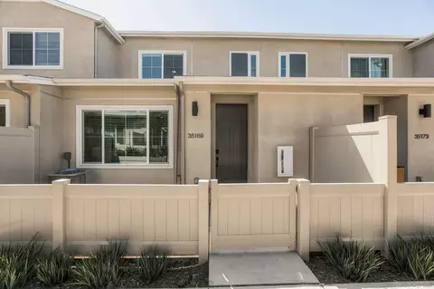 Exterior - 35169 Rangpur Ln, Fallbrook, CA 92028 photo 2 of 6