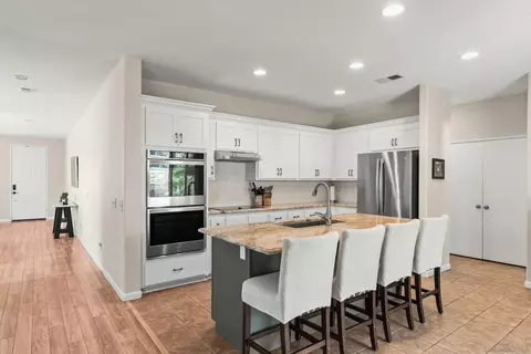 Kitchen - 332 Monte Vis, Oceanside, CA 92057 photo 2 of 4