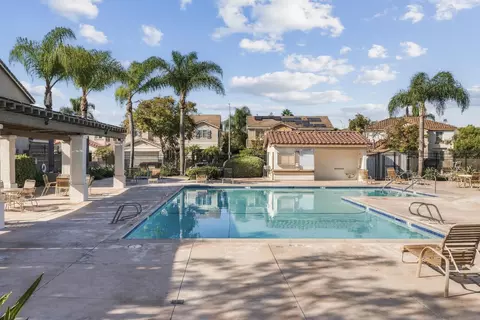 Exterior - 332 Monte Vis, Oceanside, CA 92057 photo 4 of 4