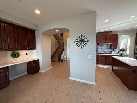 Entry Way - 2327 Clearcrest Ln, Fallbrook, CA 92028 photo 4 of 6