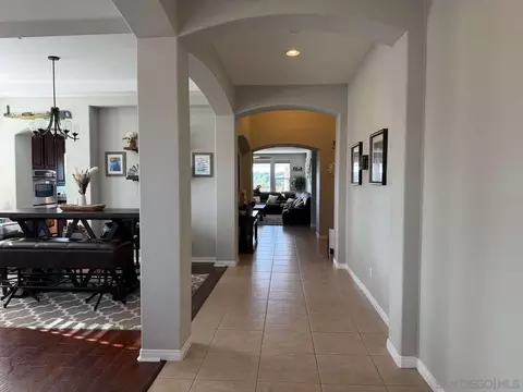 Entry Way - 2327 Clearcrest Ln, Fallbrook, CA 92028 photo 1 of 6