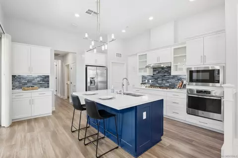 16750 Coyote Bush Dr #21, San Diego, CA 92127