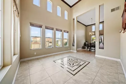 Living - 2062 Pleasant Waters Ct, Spring Valley, CA 91977 photo 1 of 2
