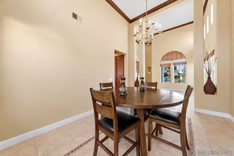 Dining - 2062 Pleasant Waters Ct, Spring Valley, CA 91977 photo 2 of 2