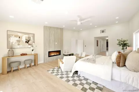 Bedroom - 2073 Willow Gln, Fallbrook, CA 92028 photo 2 of 11