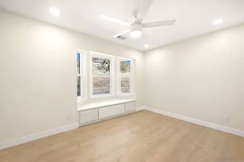 Bedroom - 2073 Willow Gln, Fallbrook, CA 92028 photo 7 of 11
