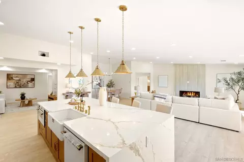 Kitchen - 2073 Willow Gln, Fallbrook, CA 92028 photo 7 of 7