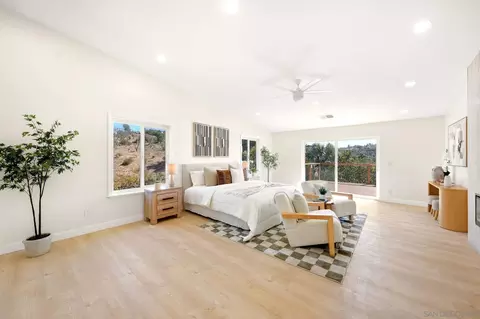 Bedroom - 2073 Willow Gln, Fallbrook, CA 92028 photo 3 of 11