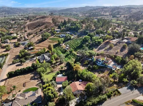 View/Area - 4488 La Canada, Fallbrook, CA 92028 photo 6 of 7