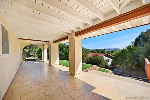 Exterior - 4488 La Canada, Fallbrook, CA 92028 photo 6 of 23