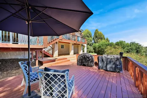 Exterior - 4488 La Canada, Fallbrook, CA 92028 photo 12 of 23