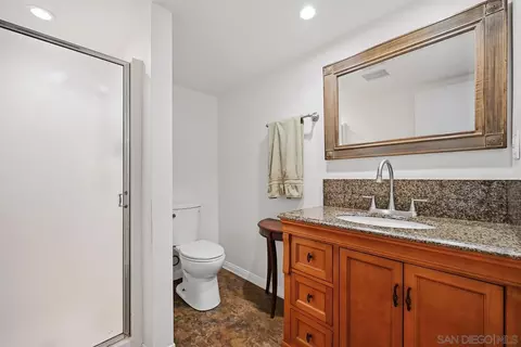 Bath - 4488 La Canada, Fallbrook, CA 92028 photo 3 of 3