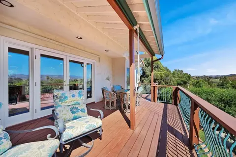 Exterior - 4488 La Canada, Fallbrook, CA 92028 photo 8 of 23