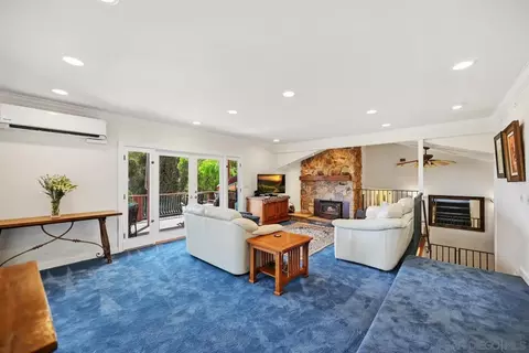 Living - 4488 La Canada, Fallbrook, CA 92028 photo 1 of 2