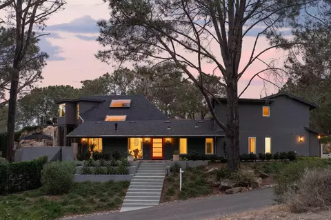 Exterior - 390 Hidden Pines Rd, Del Mar, CA 92014 photo 12 of 15