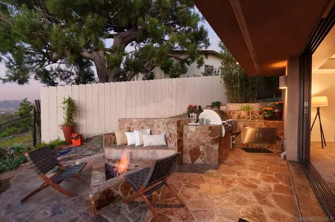 Exterior - 779 Barbara Ave, Solana Beach, CA 92075 photo 2 of 4