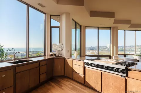 Kitchen - 779 Barbara Ave, Solana Beach, CA 92075 photo 1 of 3