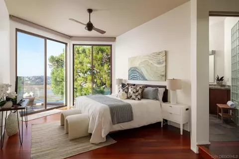 Bedroom - 779 Barbara Ave, Solana Beach, CA 92075 photo 2 of 7