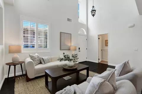 Living - 4350 Milano Way, Oceanside, CA 92057 photo 2 of 4