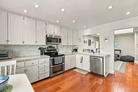 Kitchen - 17824 Villamoura Dr, Poway, CA 92064 photo 2 of 3