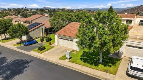 View/Area - 17824 Villamoura Dr, Poway, CA 92064 photo 4 of 6