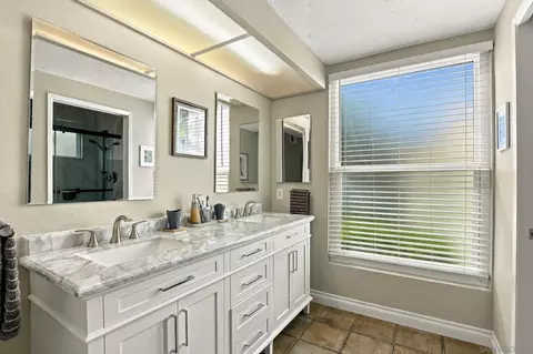 Bath - 17824 Villamoura Dr, Poway, CA 92064 photo 1 of 6