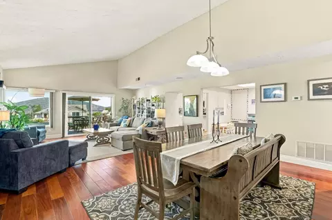 Dining - 17824 Villamoura Dr, Poway, CA 92064 photo 2 of 3