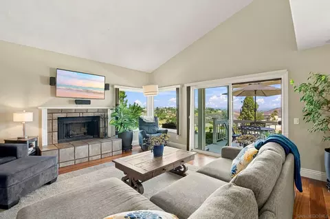 Living - 17824 Villamoura Dr, Poway, CA 92064 photo 3 of 4