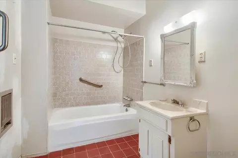 Bath - 8384 Sugarman Dr, La Jolla, CA 92037 photo 1 of 4