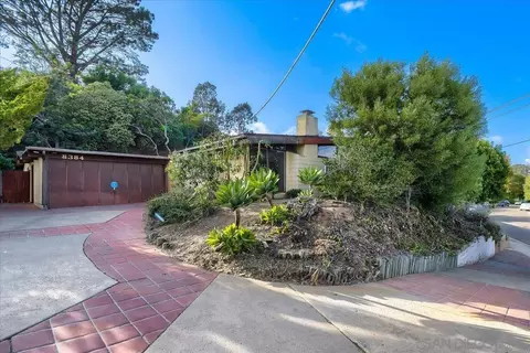 Exterior - 8384 Sugarman Dr, La Jolla, CA 92037 photo 2 of 7