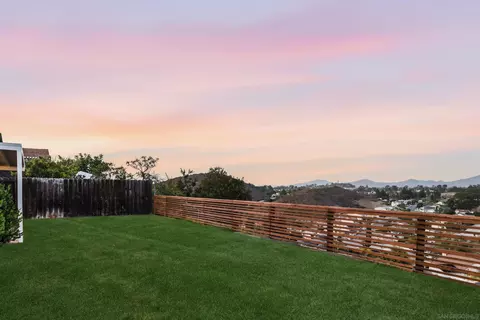 11293 Linares St, San Diego, CA 92129