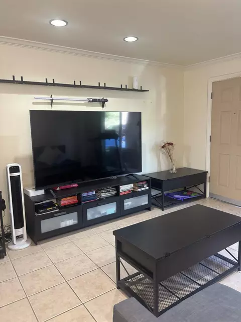 Living - 150 Chambers #2, El Cajon, CA 92020 photo 2 of 4