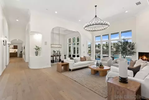 3068 Willow Heights Rd, Fallbrook, CA 92028 photo 2