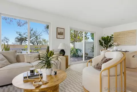 Living - 319 Volney Ln, Encinitas, CA 92024 photo 1 of 1