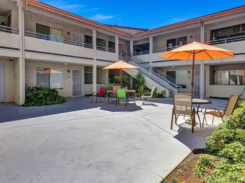 234 W Kalmia, Fallbrook, CA 92028 photo 4