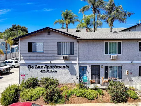 234 W Kalmia, Fallbrook, CA 92028 photo 2