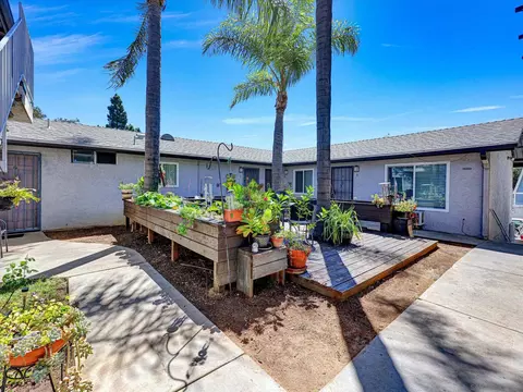 234 W Kalmia, Fallbrook, CA 92028 photo 5