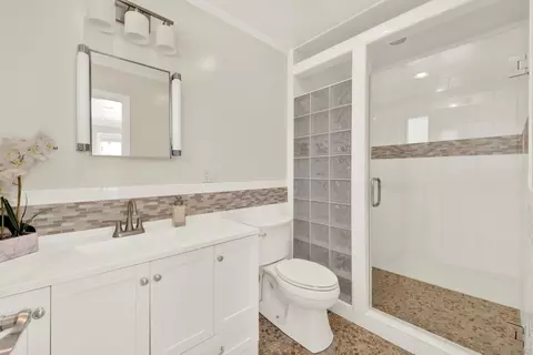 Bath - 14382 Poway Rd, Poway, CA 92064 photo 1 of 7