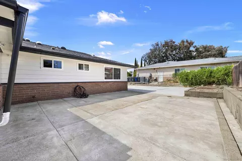 Exterior - 14382 Poway Rd, Poway, CA 92064 photo 4 of 4